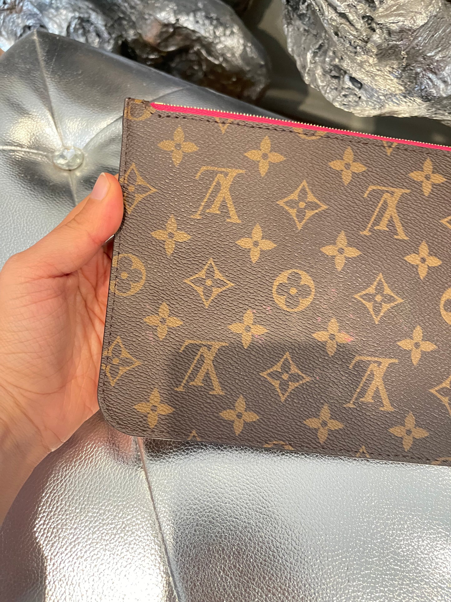 Louis Vuitton Neverful Wristlet Pouch