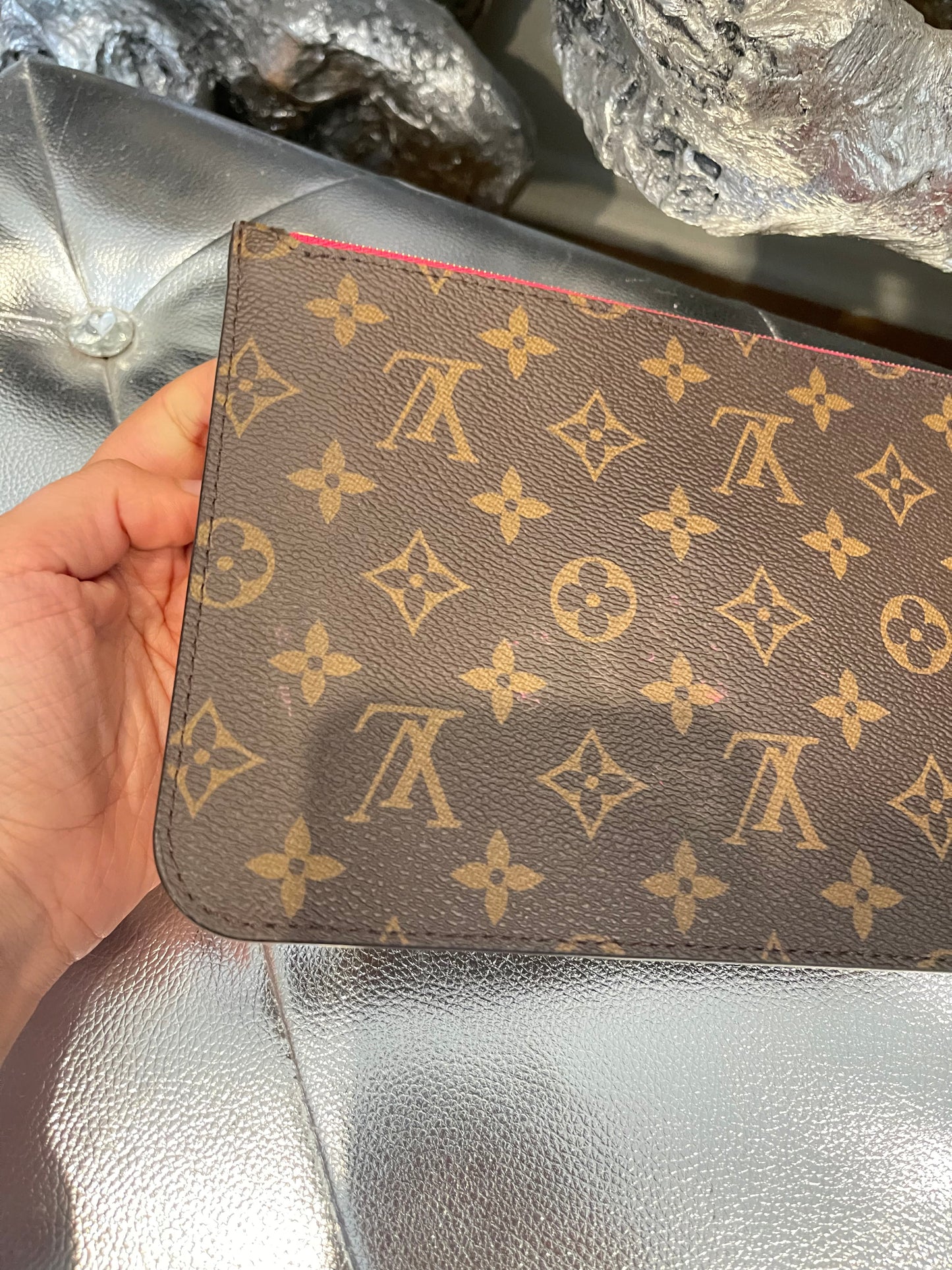 Louis Vuitton Neverful Wristlet Pouch