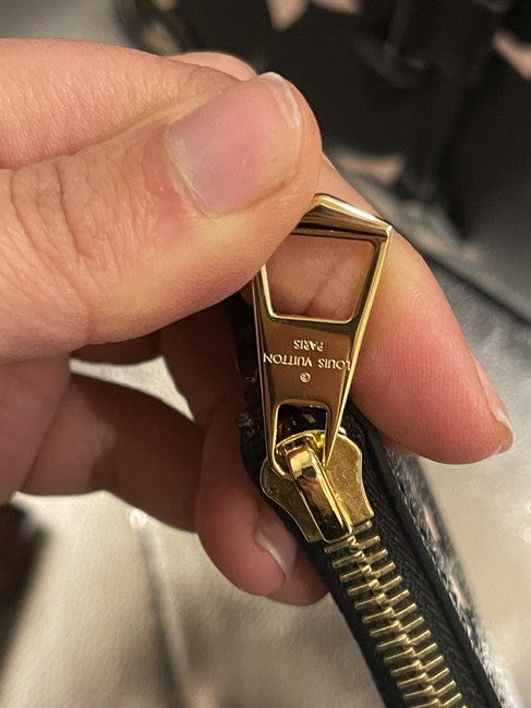 Louis Vuitton Bicolor Neonoe MM Black Leather Shoulder Bag