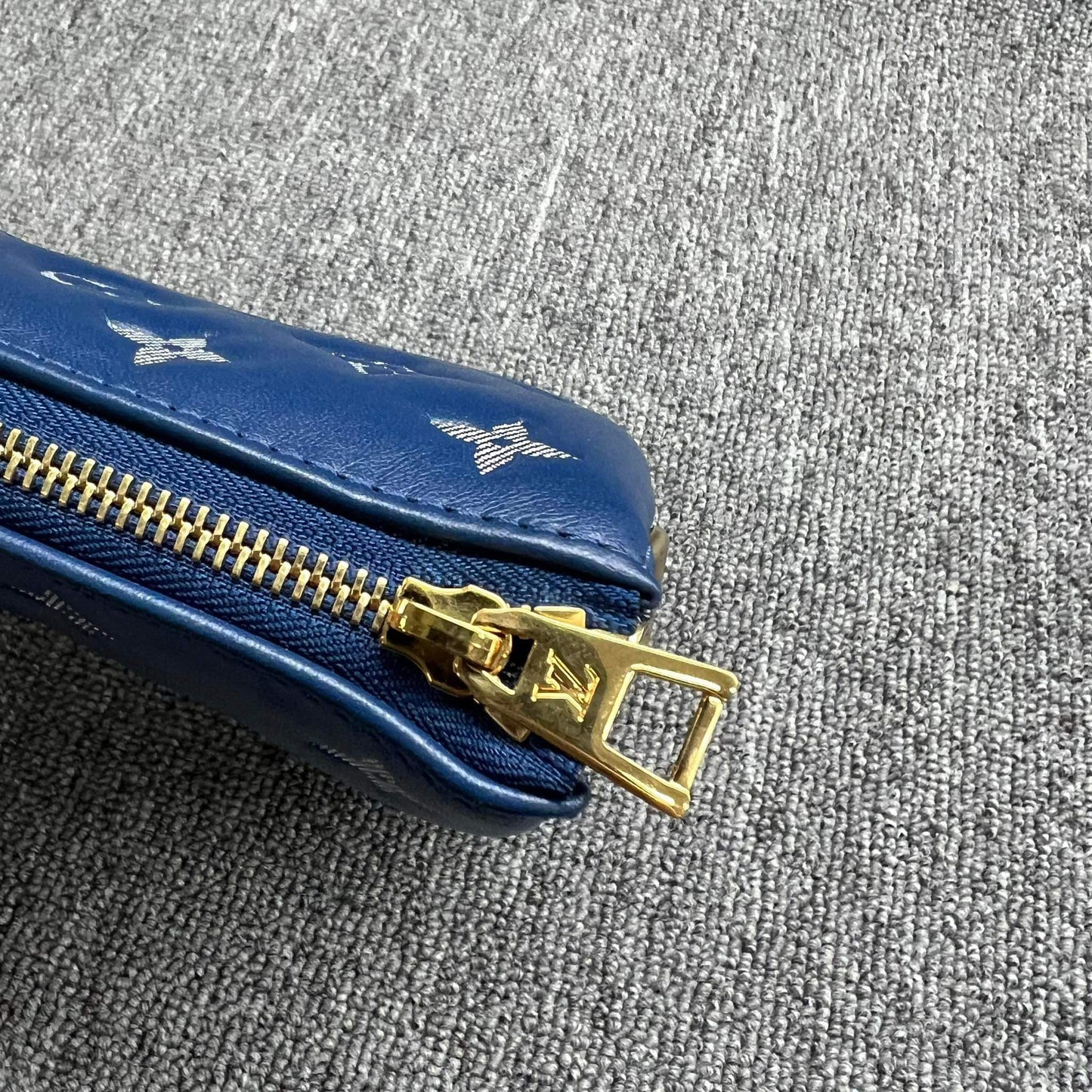 Louis Vuitton Monogram Blur Coussin