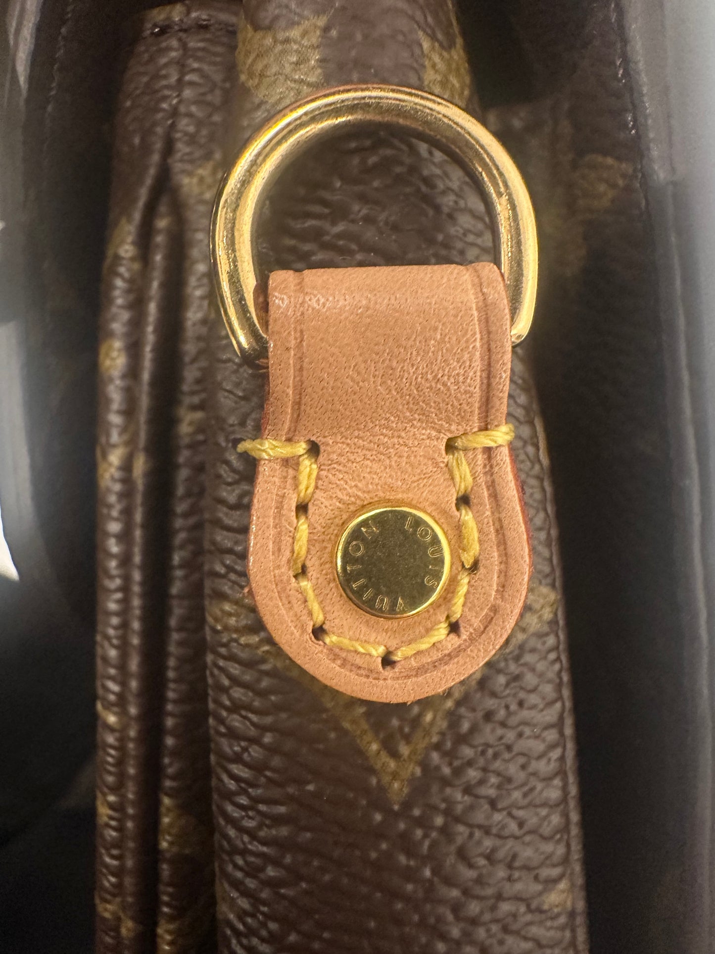 Louis Vuitton Metis Monogram Crossbody