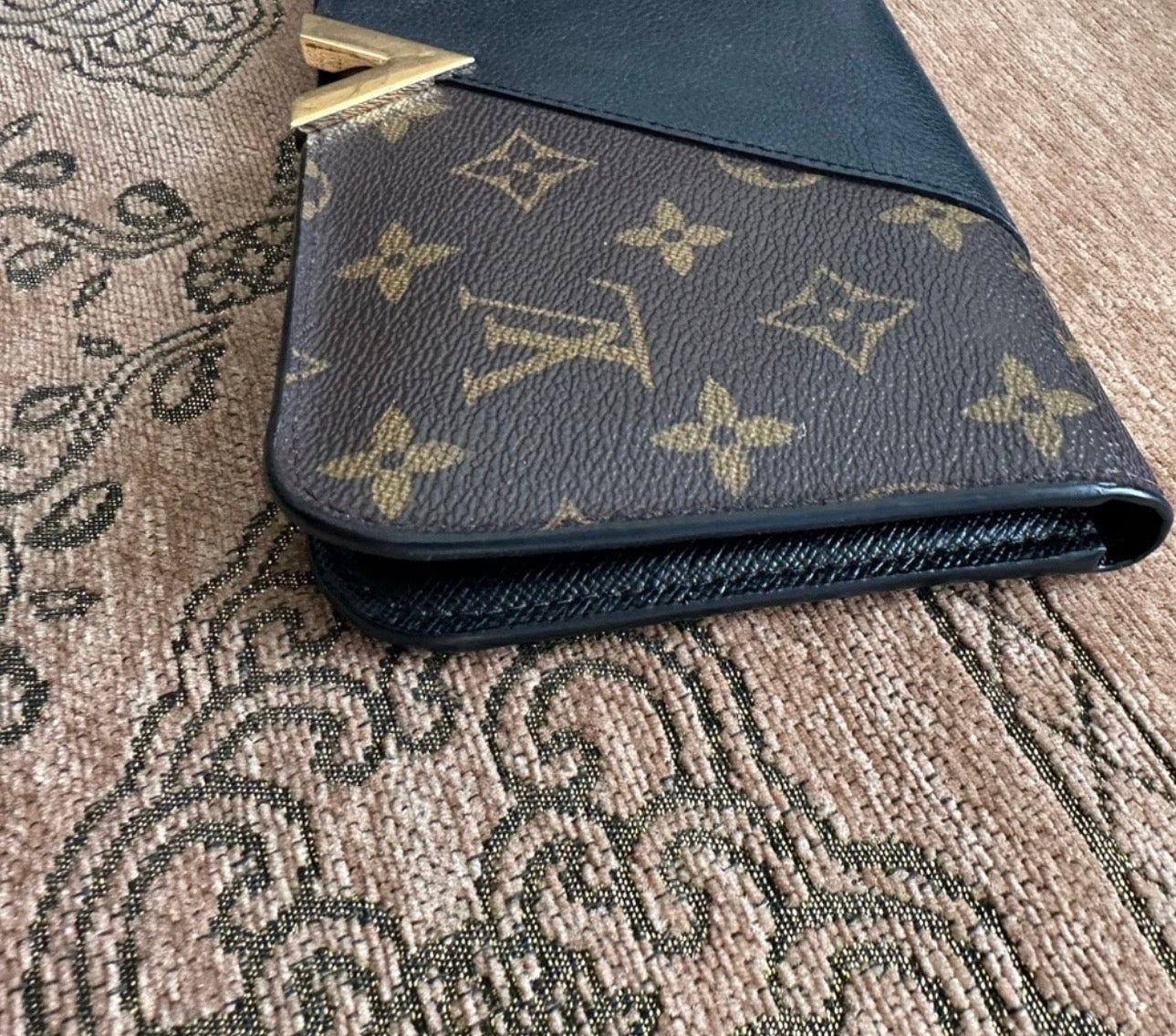 Louis Vuitton Black Kimono Wallet