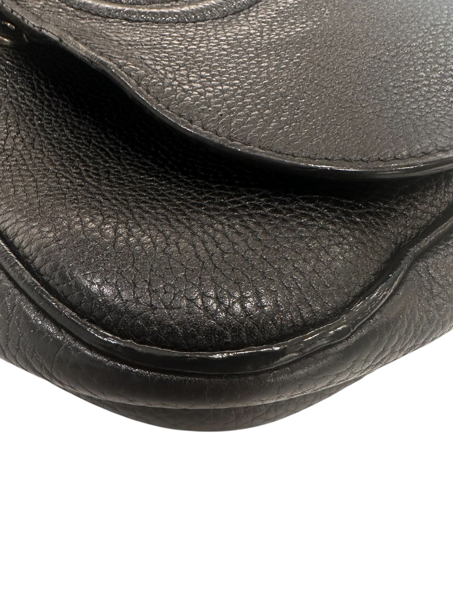 Gucci Pebbled Calfskin Medium Soho Flap Crossbody Camelia