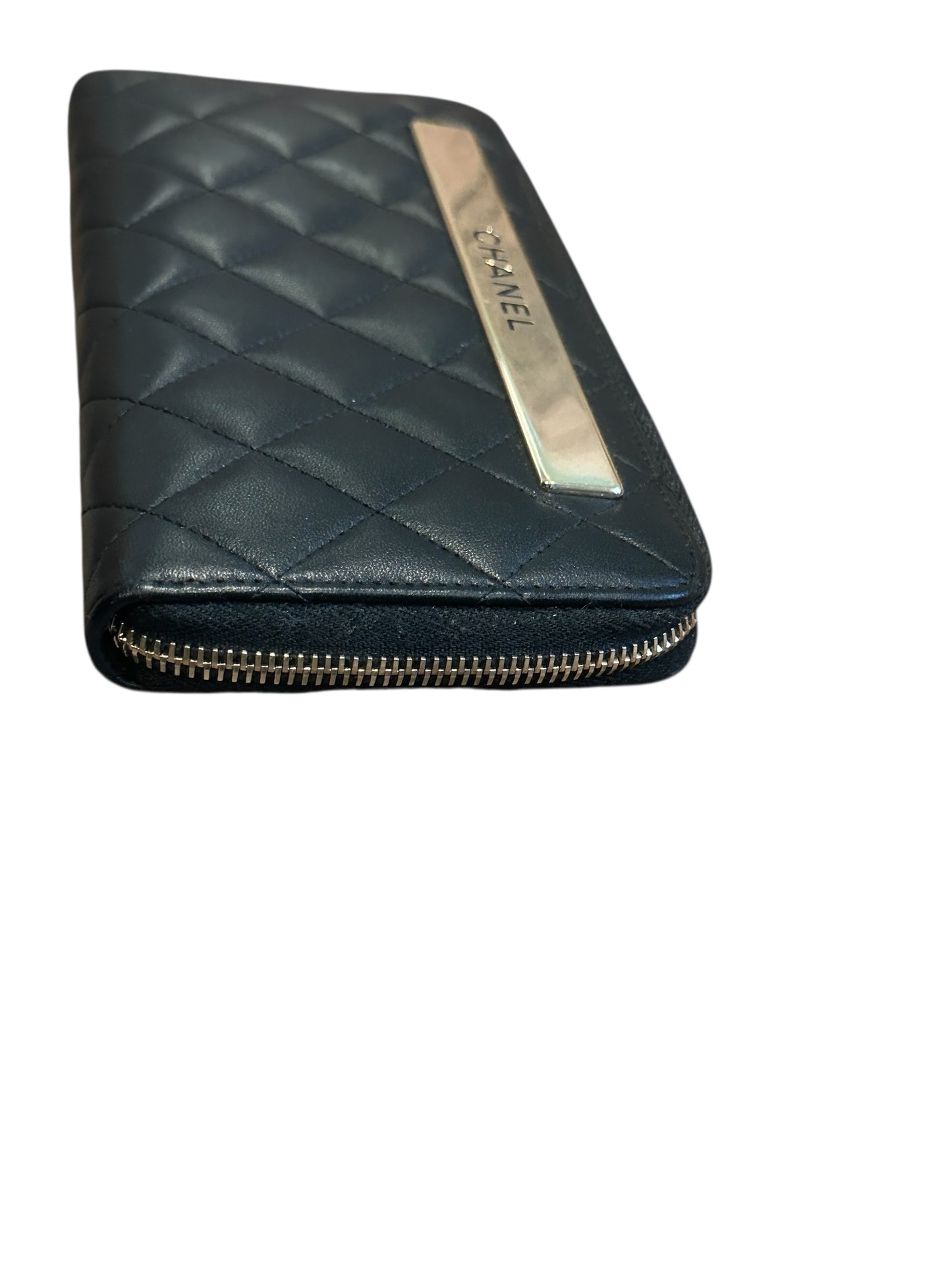 Chanel  Black Zipper Wallet