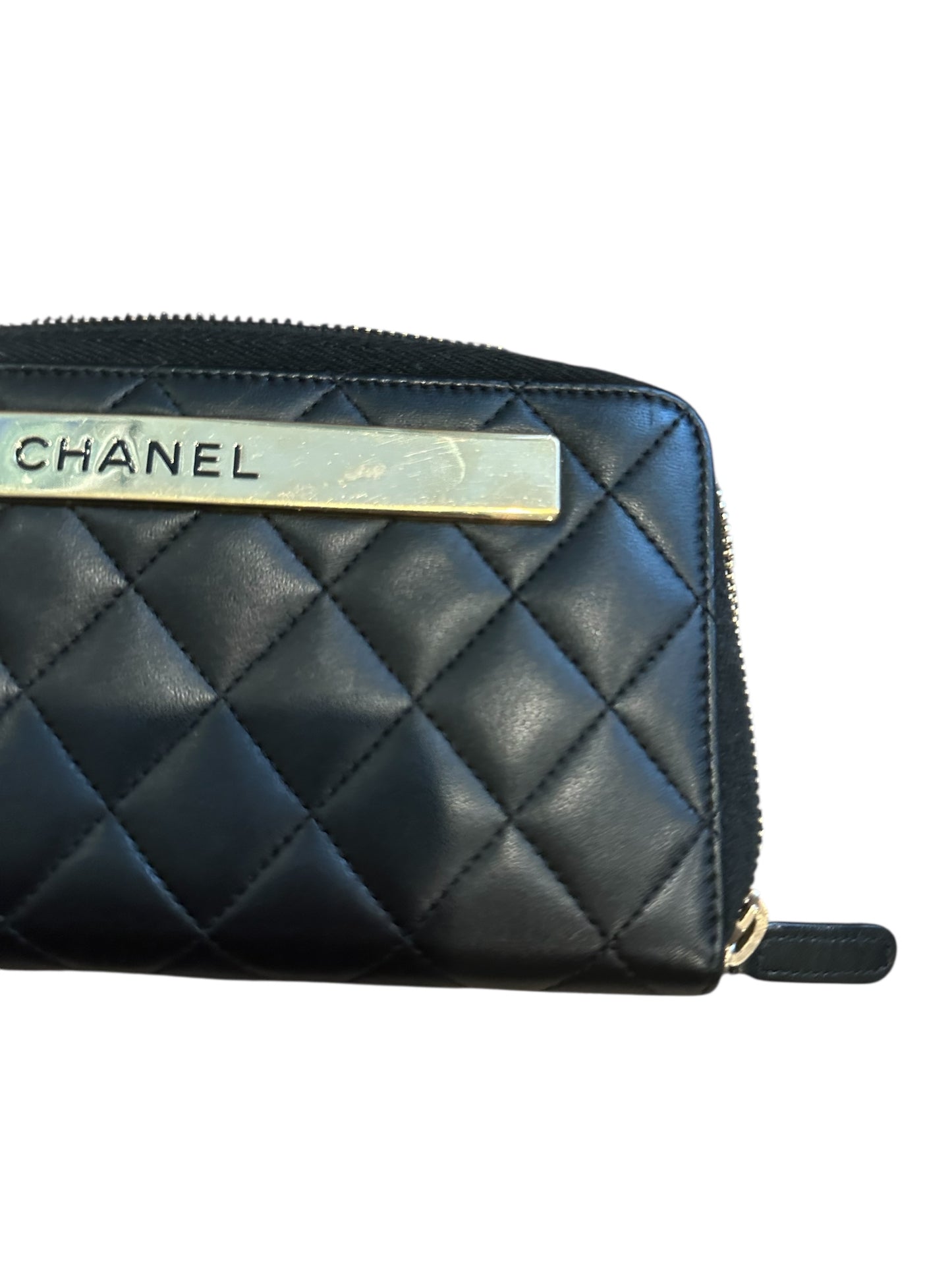 Chanel  Black Zipper Wallet