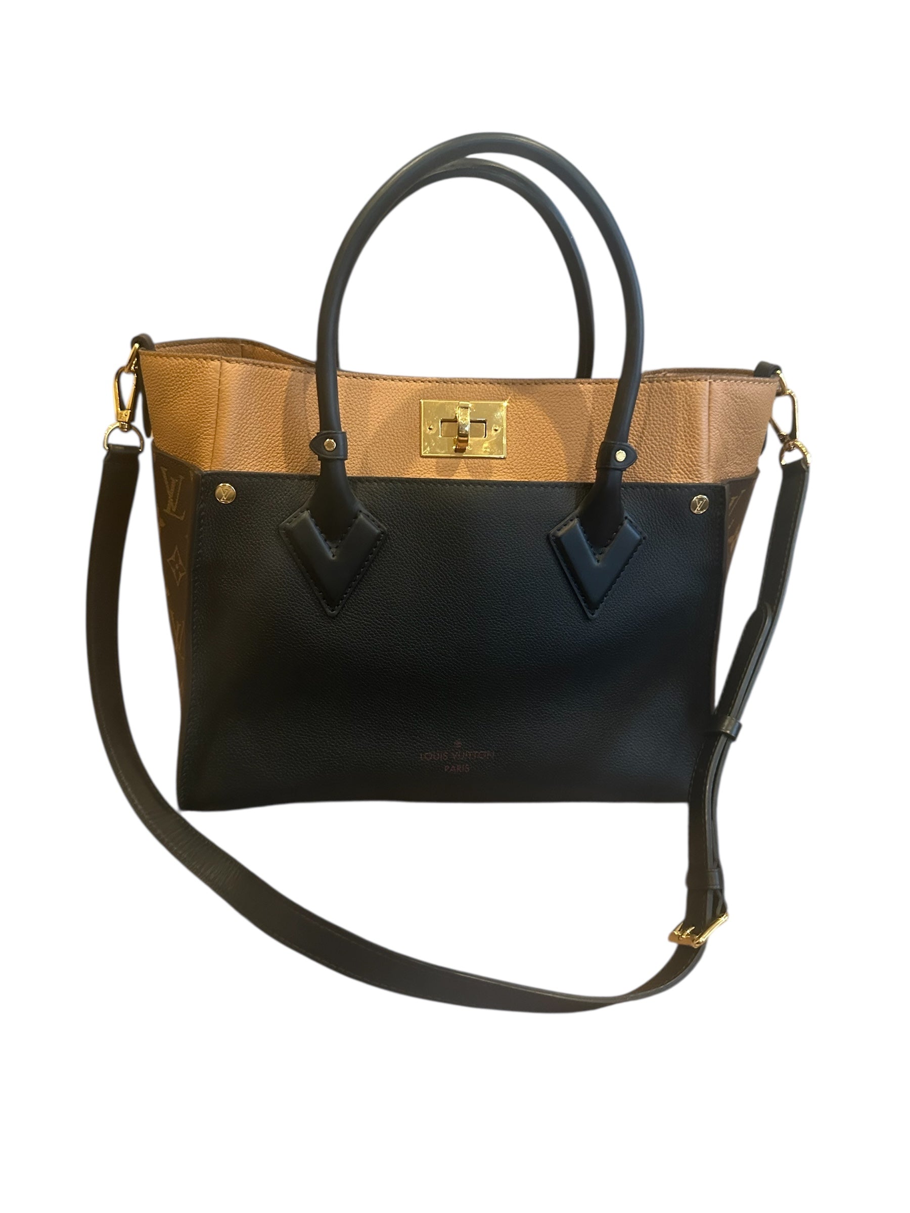 Louis Vuitton On My Side MM Tote Bag – Vegaluxuries