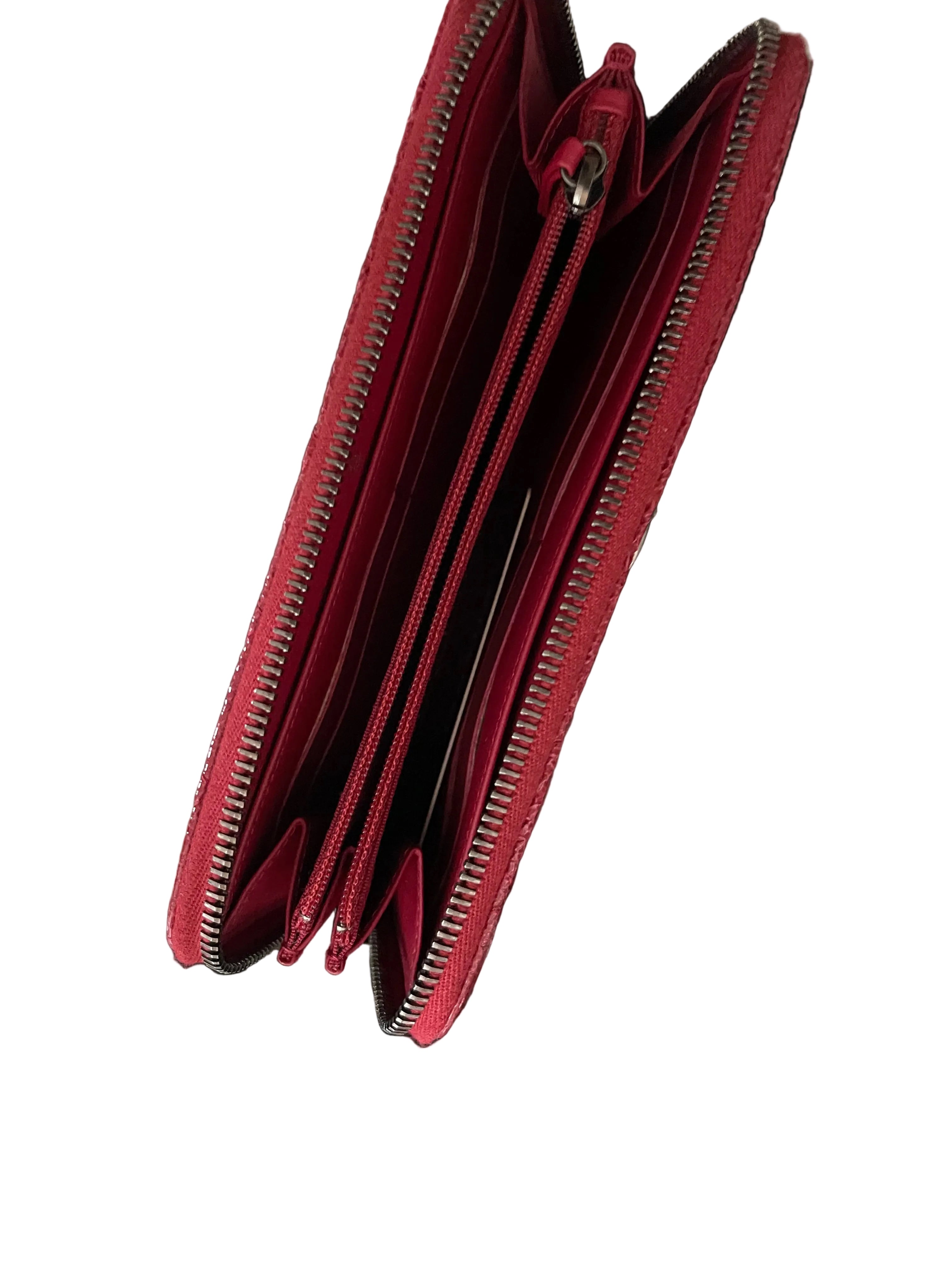 Chanel Red Zipper Wallet – Vegaluxuries