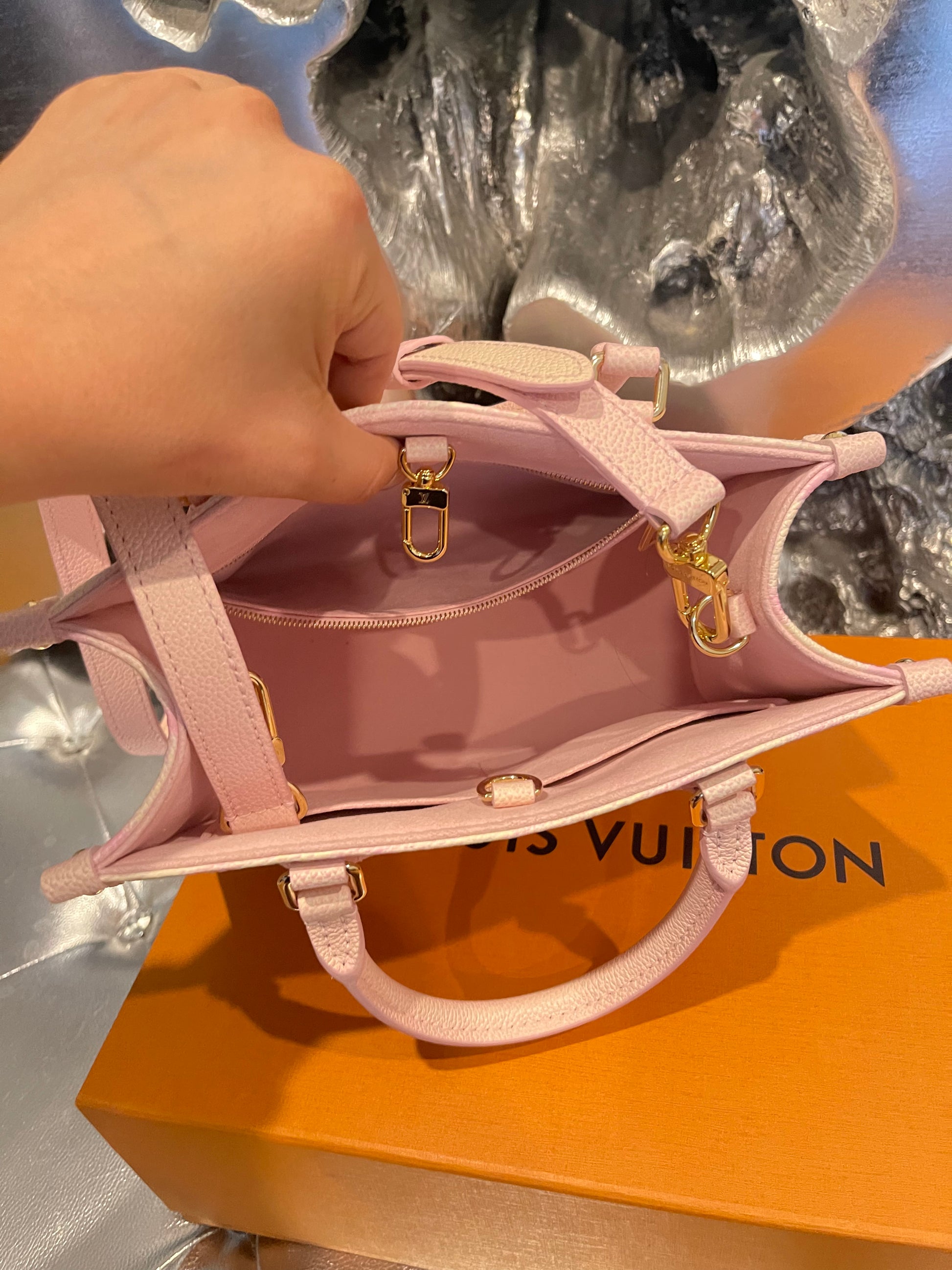 Louis Vuitton OnTheGo PM Stardust Lilas Bag