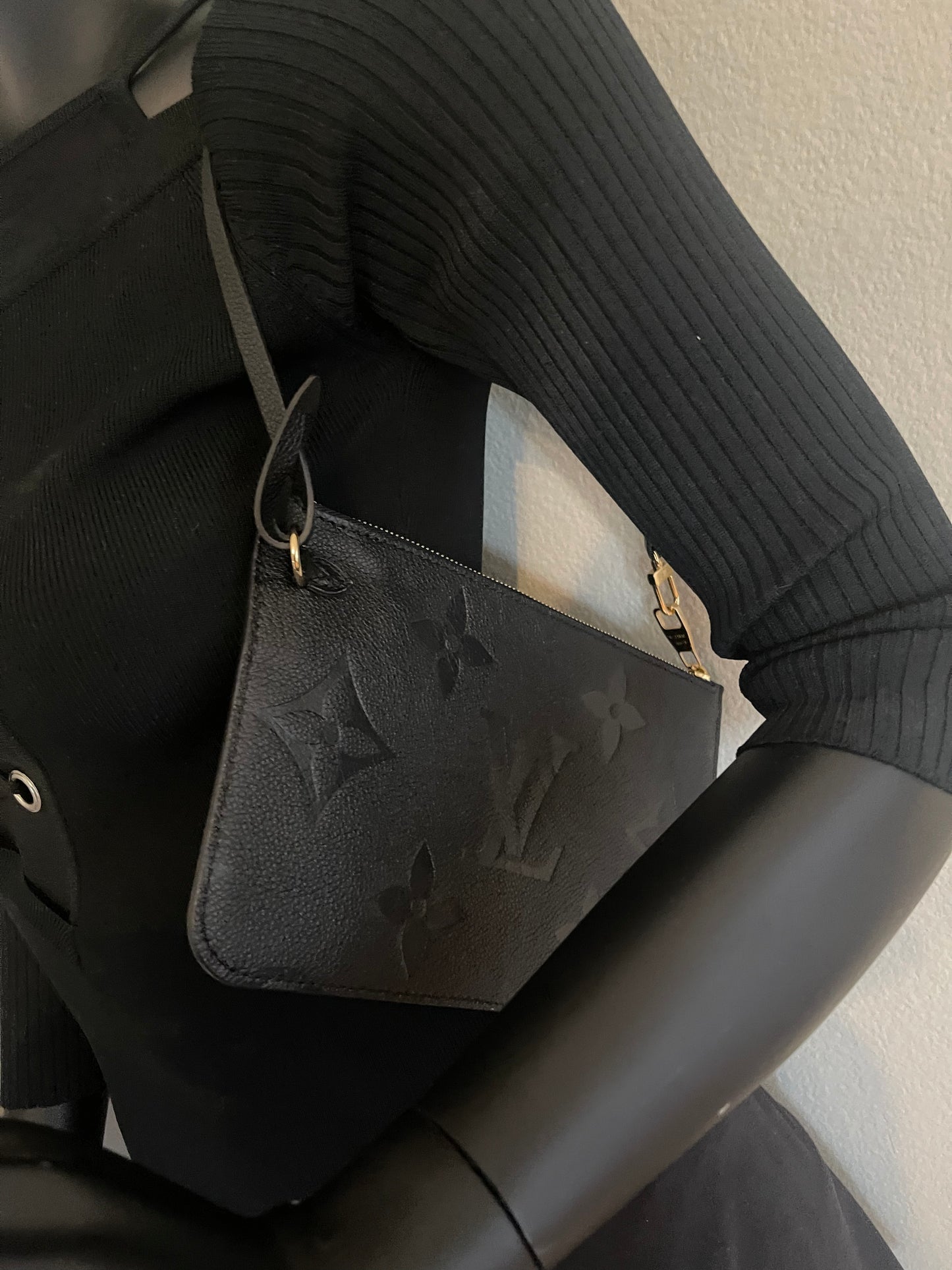 Louis Vuitton Empreinte Neverfull Pouch Black