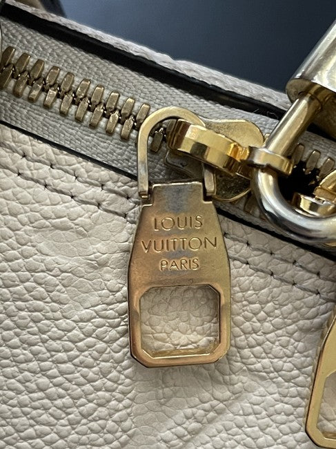 Alma Empreinte Pm Cream Leather Shoulder Bag