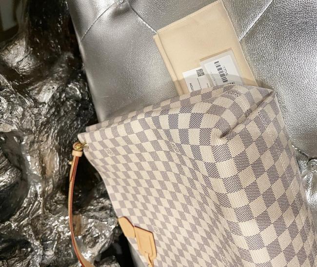 Graceful Azur Mm White Shoulder Bag