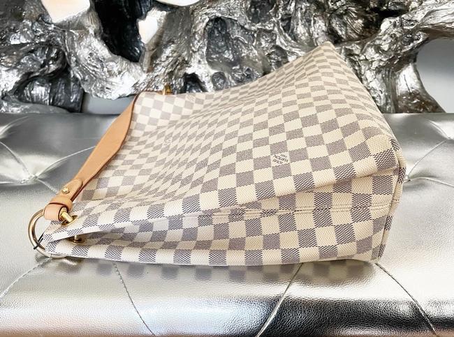 Graceful Mm White Canvas Shoulder Bag