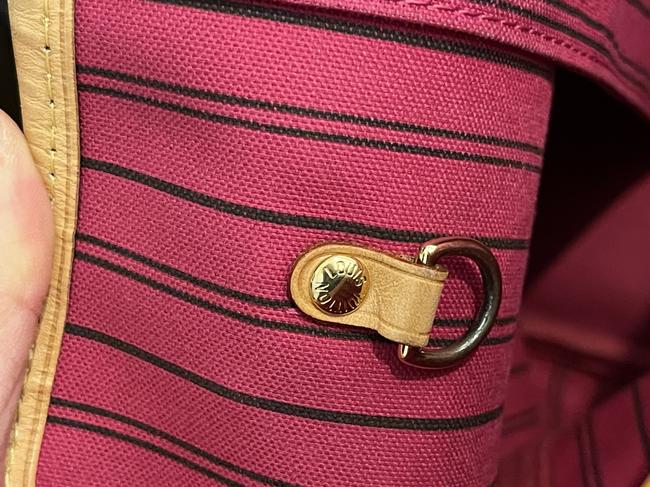 Neverfull Gm Canvas Shoulder Bag