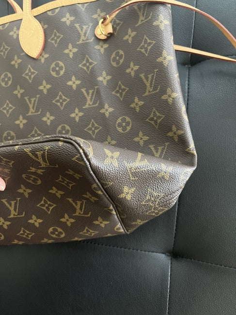 Neverfull Gm Canvas Shoulder Bag