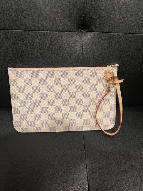 Neverfull Pouch White Canvas Wristlet