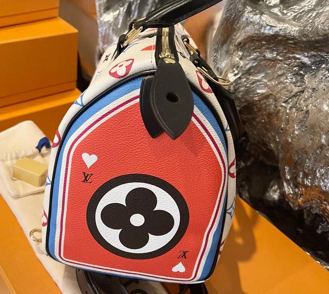 Speedy Game On 25 White Canvas Cross Body Bag
