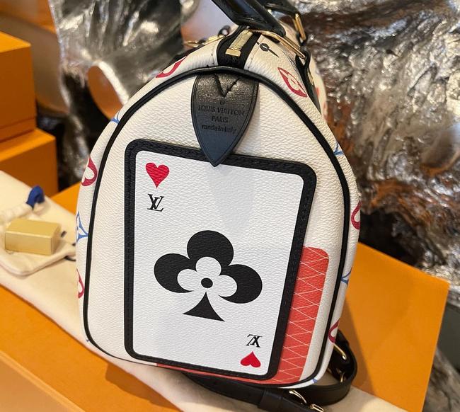 Speedy Game On 25 White Canvas Cross Body Bag