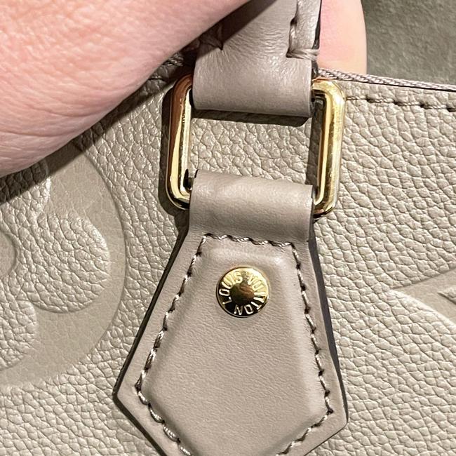 Speedy Monogram Empreinte Leather 25 Bandouliere Tourterelle Cross Body Bag