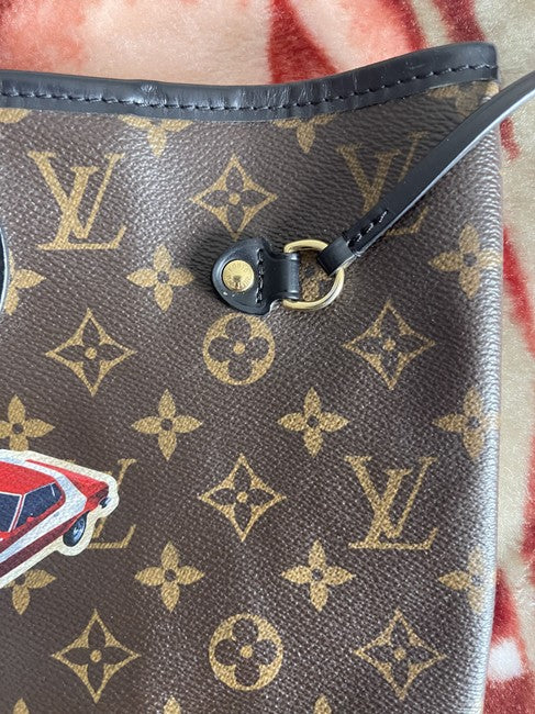 World Tour Neverful Mm Black Canvas Shoulder Bag